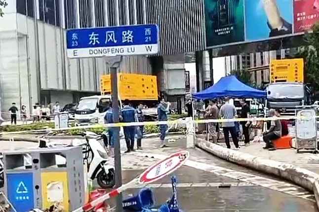 开云手机入口官网-开云online(中国)排涝突击队在排涝现场